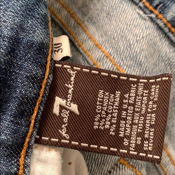 Jeans - Picture 4 of 5